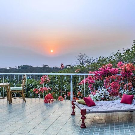 Saffronstays Sunglade, Kashid - Ocean-View Villa Near Kashid Beach Nāndgaon Zewnętrze zdjęcie